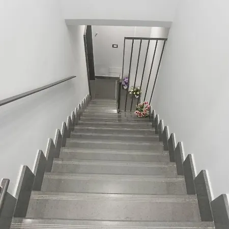 Porta Garibaldi Bed & Breakfast *